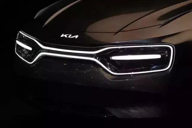 繼奧迪寶馬大眾之后，日產(chǎn)的車標(biāo)也被壓扁了，3D邁向2D
