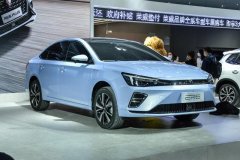 除了換裝R車標(biāo)還有啥亮點(diǎn)？榮